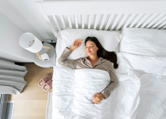 Giấc ngủ ảnh hưởng đến nhu cầu ăn uống (Ảnh minh họa)