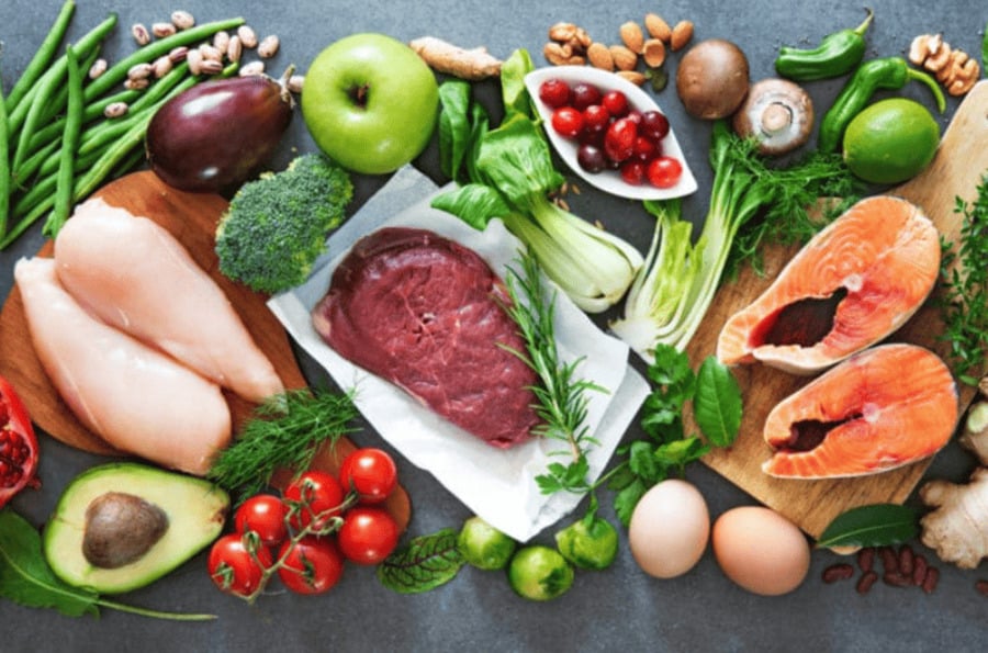 Người bị bệnh ung thư nên chú ý trong việc cân bằng chế độ dinh dưỡng (Ảnh minh họa)