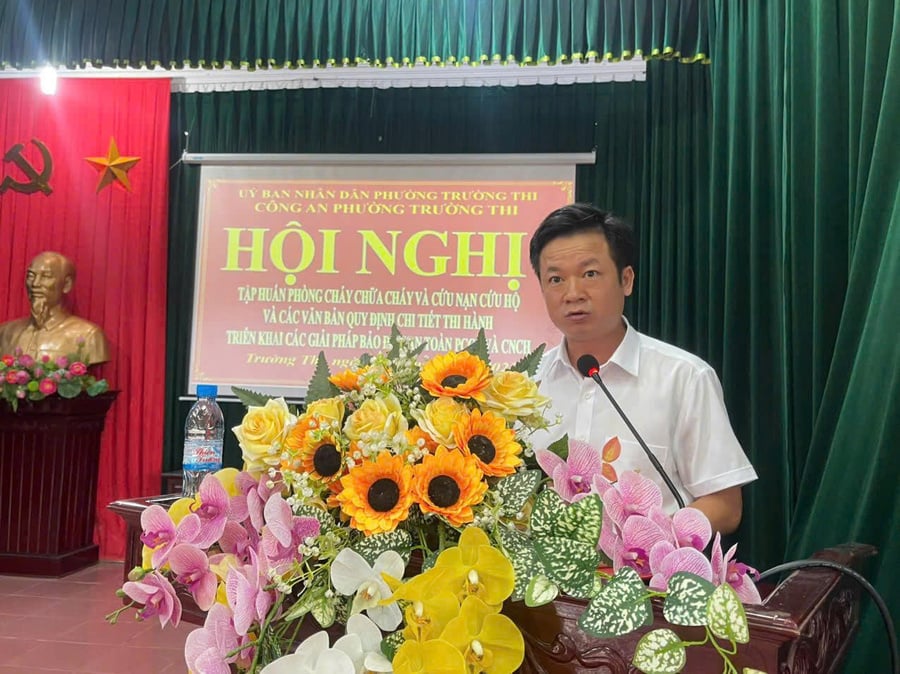 Ông Phạm Quốc Hải – Phó Chủ tịch UBND phường phát biểu khai mặc Hội nghị và công bố thành lập Ban Chỉ đạo PCCC và CNCH phường Trường Thi, tỉnh Ninh Bình