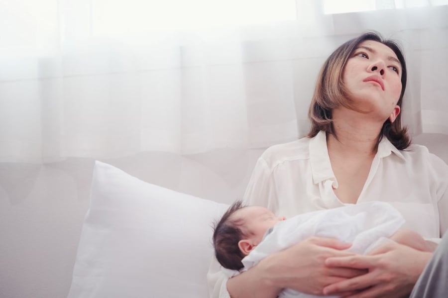 Phụ nữ sau sinh dễ gặp các vấn đề về sức khỏe (Ảnh minh họa)     