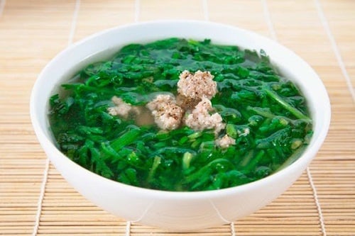 Canh rau cải cúc (Ảnh minh họa)