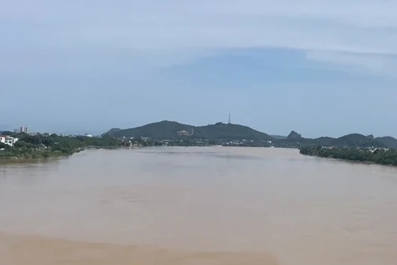 Thanh Hóa phát lệnh báo động lũ (Ảnh Báo Thanh Hóa)
