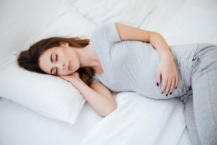 Phụ nữ mang thai ngủ ngáy to dễ mắc các bệnh liên quan đến thai kỳ (Ảnh minh họa)