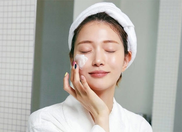 Phụ nữ Nhật rất coi trọng yếu tố dưỡng da (Ảnh minh họa)