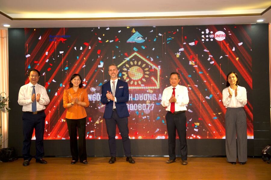 Khánh thành Trung tâm dịch vụ một cửa - ngôi nhà Ánh Dương hỗ trợ phụ nữ, trẻ em bị bạo lực