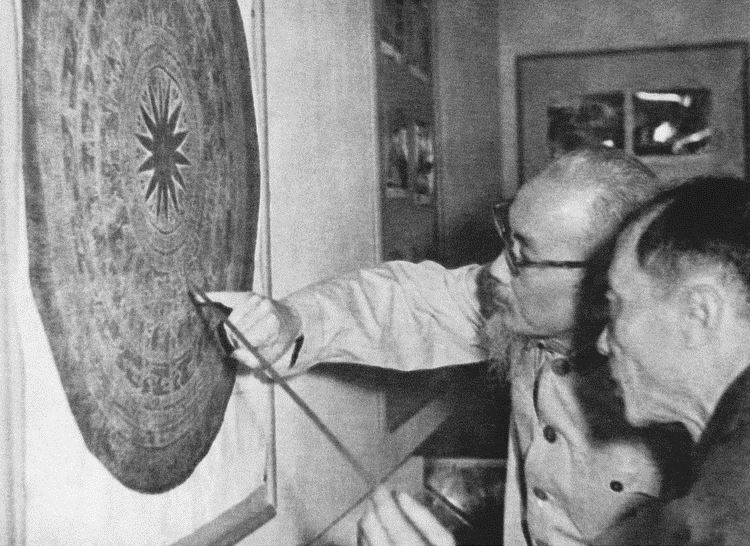 Chủ tịch Hồ Chí Minh thăm Viện Bảo tàng Lịch sử Việt Nam (1961) (Ảnh tư liệu)