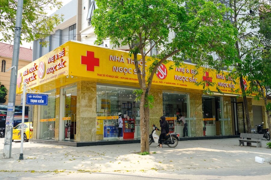 Nhà thuốc Ngọc Sắc cơ sở 1 tại số 441 Lê Lai, Phường Quảng Phú, tỉnh Thanh Hóa
