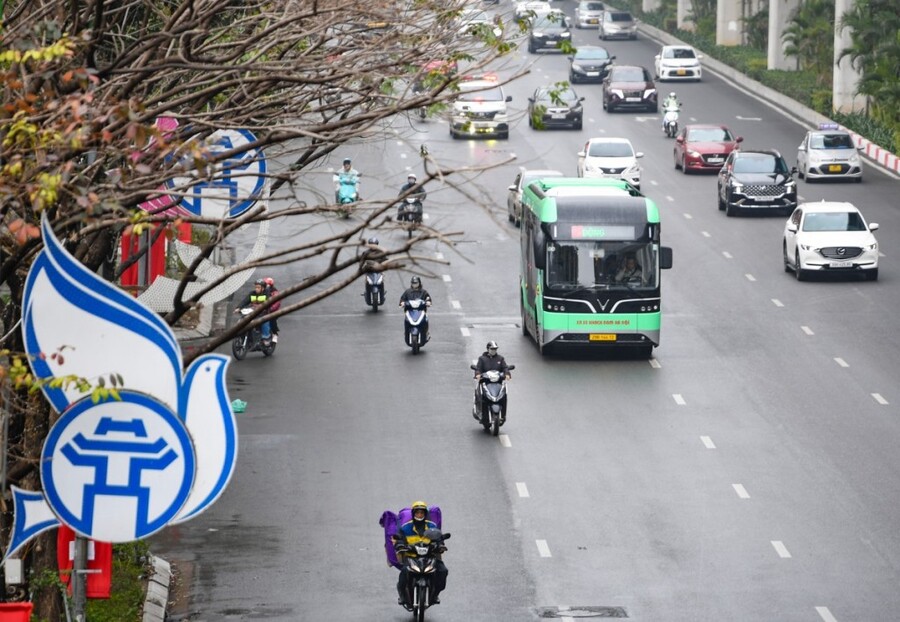 Hà Nội thực hiện điều chỉnh lộ trình nhiều tuyến xe buýt trong ngày 24/8 nhằm phục vụ buổi Tổng hợp luyện lần 2, chuẩn bị cho đại lễ A80