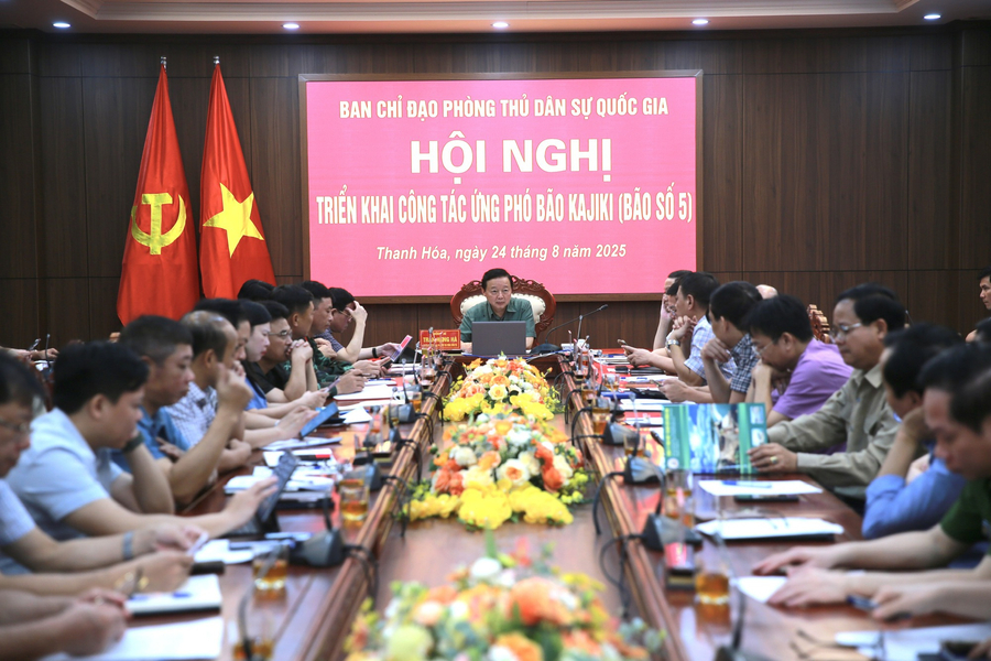 Phó Thủ tướng Trần Hồng Hà tham dự tại điểm cầu Thanh Hóa (Ảnh VGP/Minh Khôi)