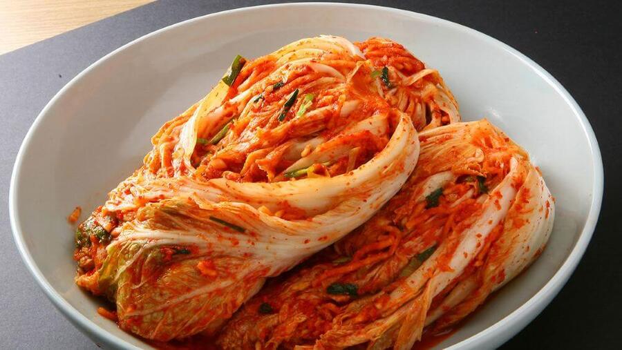 Kim chi cung cấp nguồn lợi khuẩn dồi dào (Ảnh minh họa)