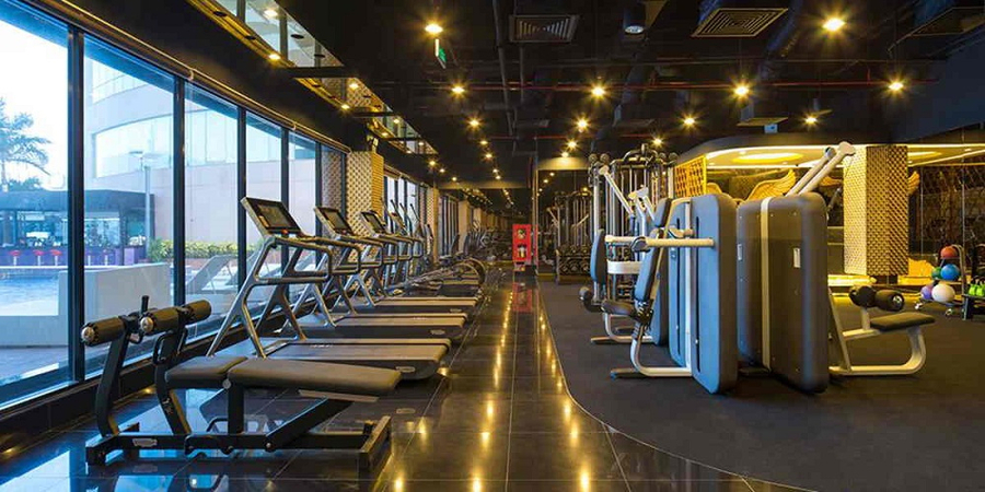 Nghiên cứu kỹ các thiết bị ở phòng tập để tránh chấn thương (Ảnh minh họa)