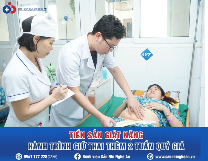 Các bác sĩ khoa Sản bệnh - Bệnh viện Sản Nhi Nghệ An đã cấp cứu thành công một sản phụ nhập viện trong tình trạng tiền sản giật nặng, huyết áp lên tới 200/110mmHG