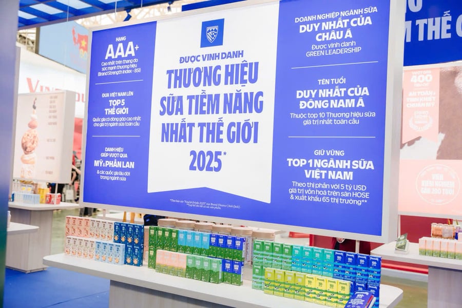 Không gian triển lãm của Vinamilk được thiết kế hiện đại, gần gũi và đầy sáng tạo. (Ảnh: Vi Nam)