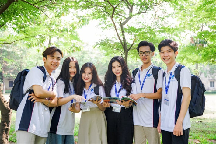 Giữ ổn định lộ trình học phí, bảo đảm quyền lợi cho người học