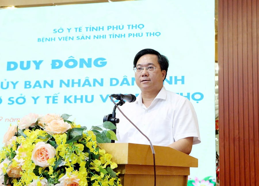 Chủ tịch UBND tỉnh Trần Duy Đông phát biểu kết luận tại buổi làm việc