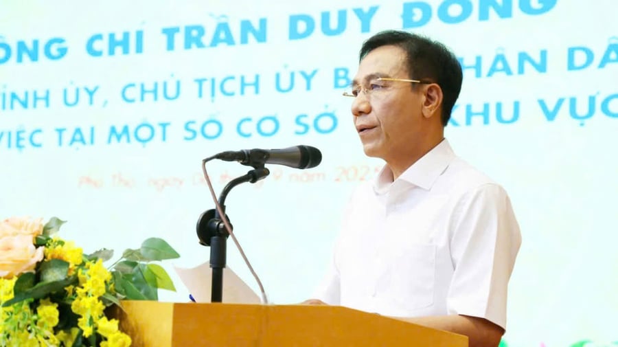 TS. Lê Hồng Trung – Giám đốc Sở Y tế phát biểu cảm ơn sự quan tâm, lãnh đạo, chỉ đạo sát sao của đồng chí Chủ tịch UBND tỉnh và các đồng chí trong ban lãnh đạo tỉnh