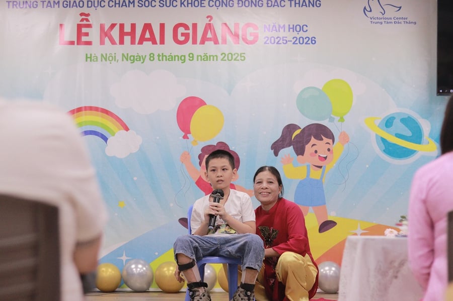 Tiết mục chào đón năm học mới của học sinh Trung tâm Đắc Thắng