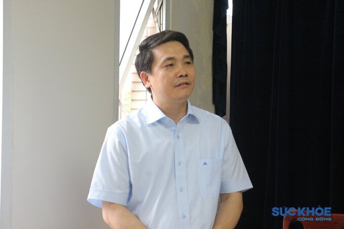 Phó Chủ tịch Vũ Việt Anh đã trình bày bộ nhận diện, logo của Hội