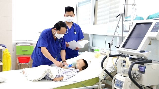 Viem-tuyen-nuoc-bot-o-tre-em-16.6