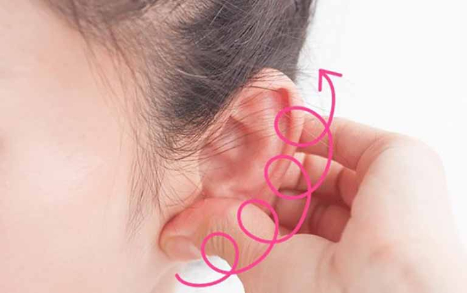 xoa-bop-vanh-tai-1