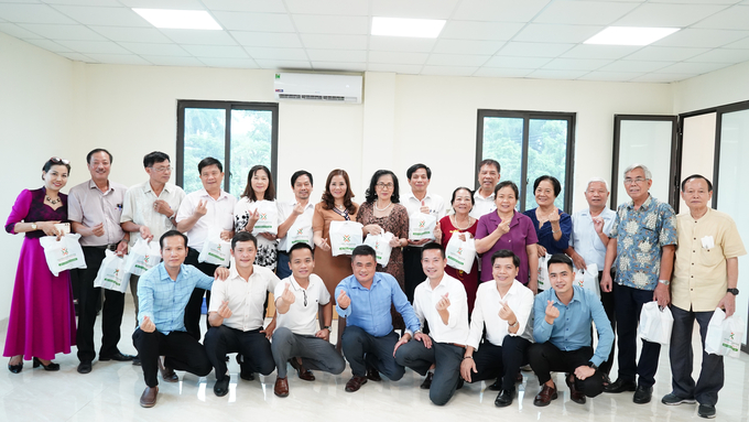 Anh 5