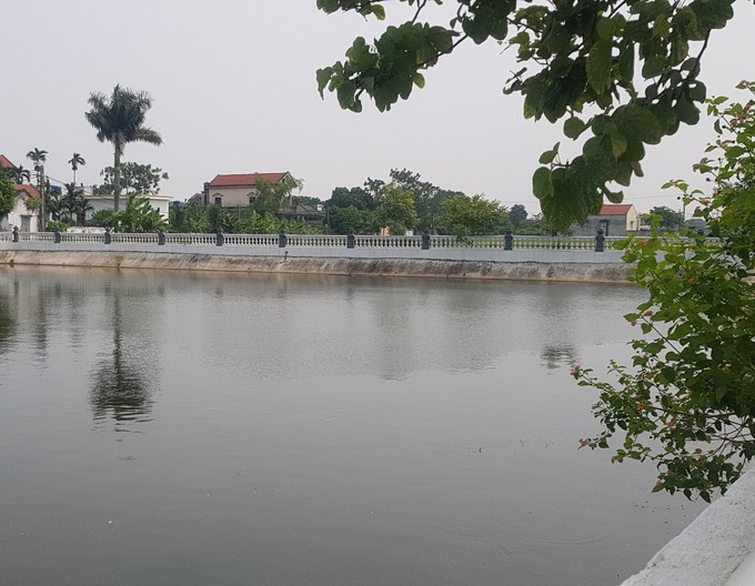 Khu vực ao Nhà xứ Yên Vân (thuộc xóm 2, xã Khánh Vân, huyện Yên Khánh, Ninh Bình), nơi xảy ra vụ đuối nước thương tâm. Ảnh: LĐO