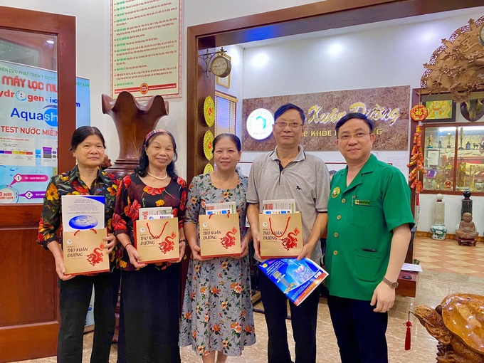 kham benh mien phi 2