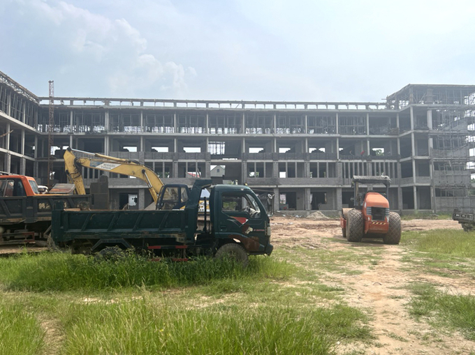 Công trường thi công với lượng công nhân ít, liệu có đảm bảo tiến độ như đã cam kết