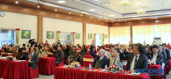 Đại biểu tham dự Hội nghị lần thứ hai Ban Chấp hành Trung ương Hội Giáo dục chăm sóc sức khỏe cộng đồng Việt Nam khóa III, nhiệm kỳ 2021-2026 nhất trí 100% về báo cáo đánh giá kết quả các mặt hoạt động, công tác của Hội trong năm 2022 và đề ra phương hướng, chỉ tiêu các mặt hoạt động của Hội trong năm 2023 và thời gian tới
