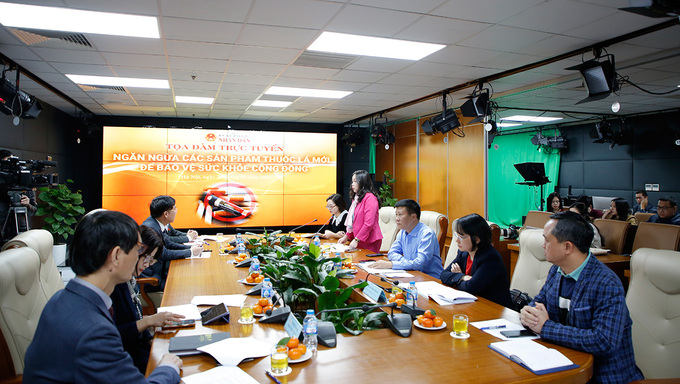 Quang cảnh buổi tọa đàm