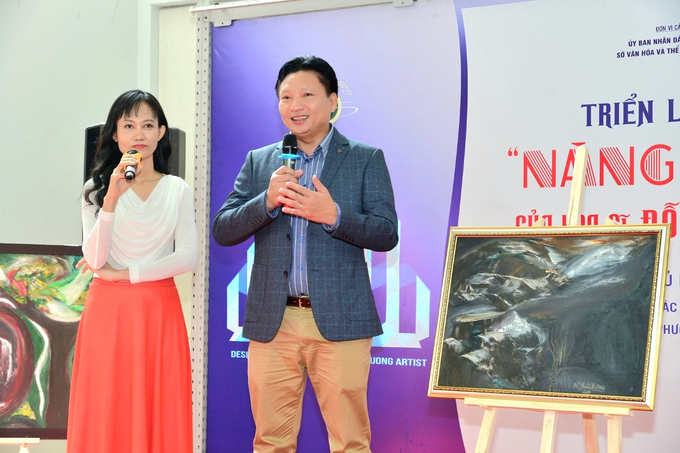 Doanh nhân Phan Thế Phương cảm nhận về “Âm Vang Của Núi” trong buổi đấu giá dòng tranh năng lượng của Đỗ Thiên Hương