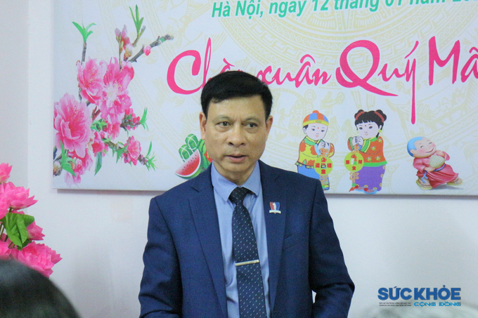 Tân Viện trưởng Viện Nghiên cứu và Phát triển công nghệ chăm sóc sức khỏe cộng đồng phát biểu nhận nhiệm vụ mới
