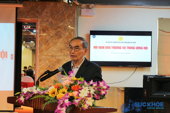 Đại tá Tạ Quang Vinh báo cáo sơ kết hoạt động 2 tháng đầu năm 2023 và nhiệm vụ quý II/2023 của Hội