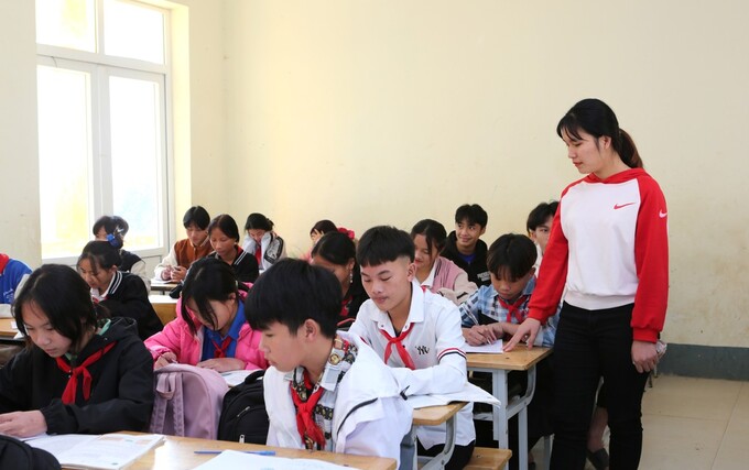 lop-hoc-vung-cao-muong-lat-248