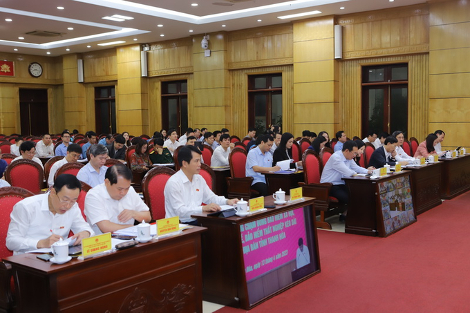 Các đại biểu tham dự phiêm giải trình