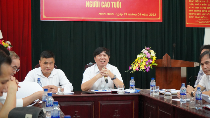 Anh 2