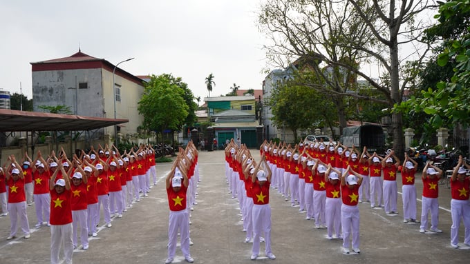 Anh 10.