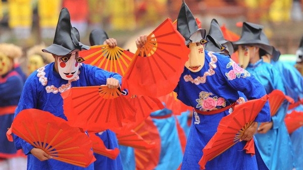 doc-dao-tro-dien-dan-gian-xuan-pha-160908