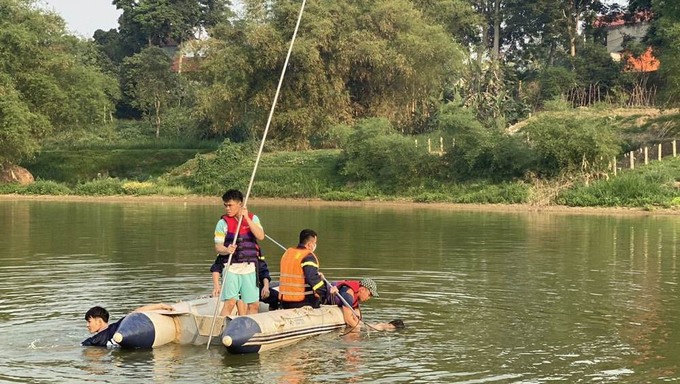 Hiện trường nơi 2 trẻ nhỏ bị đuối nước thương tâm. Ảnh: Báo Lao động