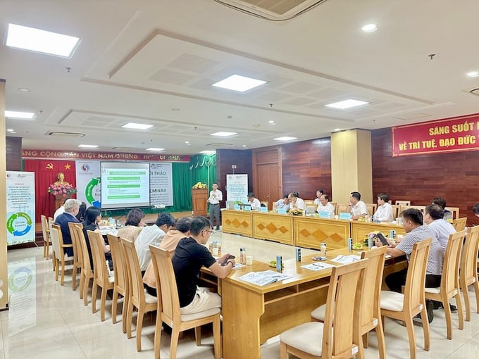 Các đại biểu tham dự hội thảo