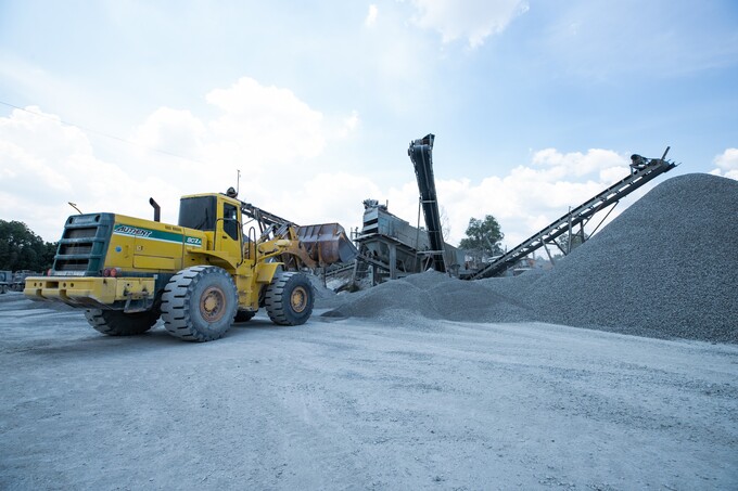 Trong kế hoạch kinh doanh năm 2023, HĐQT Công ty đã đưa ra chỉ tiêu doanh thu của năm là 980 tỷ đồng, bằng 99,98% so vơi doanh thu năm 2022 và lãi sau thuế là 210 tỷ đồng, bằng 114,07% so với kết quả thực hiện của năm 2022