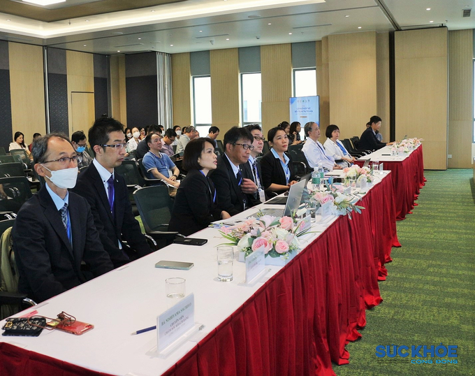 Các chuyên gia tham dự Hội thảo