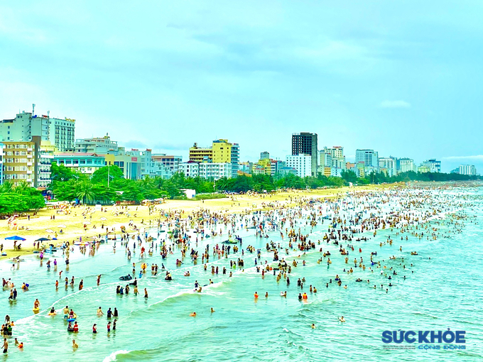 Nhờ làm tốt các dịch vụ, thành phố Sầm Sơn luôn là sự lựa chọn hàng đầu của du khách khi đến Thanh Hóa.