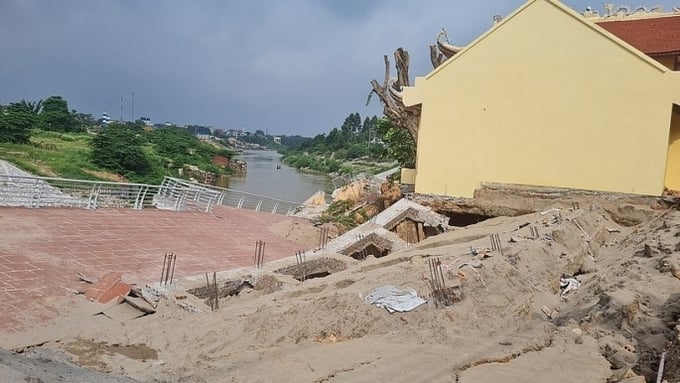 Sự cố gây sạt lở nhiều hạng mục khu vực đền Mẫu ở Vĩnh Phúc. Ảnh: Văn phòng thường trực Ban chỉ đạo quốc gia về PCTT
