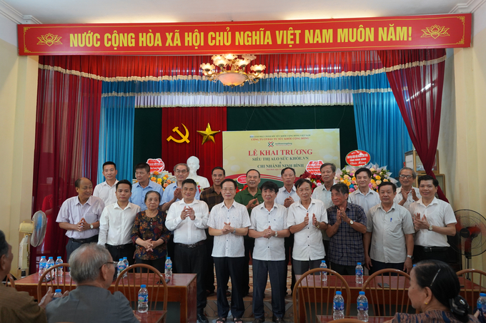 Anh 4