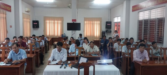 Quang cảnh lớp tập buấn