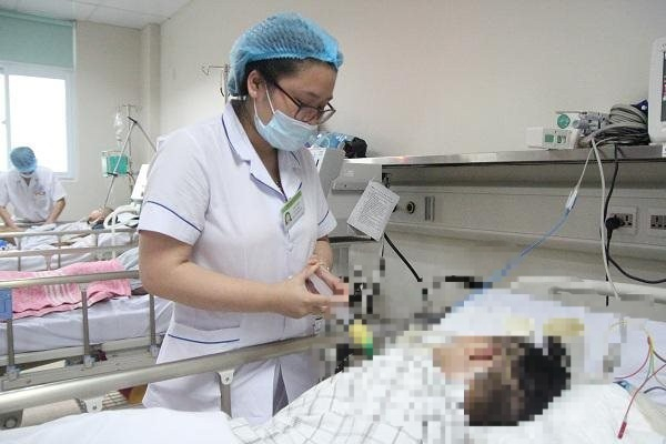 Một bệnh nhi điều trị viêm não Nhật Bản tại Bệnh viện Nhi trung ương. Ảnh: Hà Nội mới