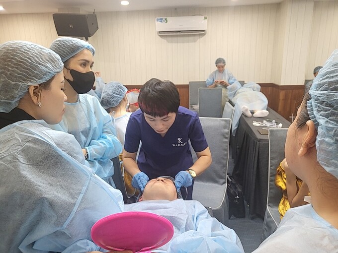 CEO Lê Thị Quyên đào tạo hàng trăm chủ Spa áp dụng công nghệ làm đẹp mới
