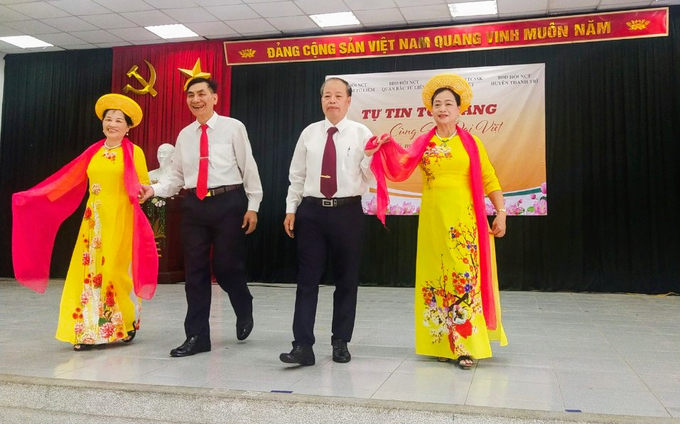 Ngày 19/8/2023, tại Trung tâm Văn hóa thể thao phường Phú Diễn, Hội NCT quận Bắc Từ Liêm phối hợp với Hội NCT quận Nam Từ Liêm, Hội NCT huyện Thanh Trì và Công ty cổ phần Truyền thông chăm sóc sức khỏe Sao Đại Việt tổ chức chương trình Văn nghệ - Thời trang với chủ đề 