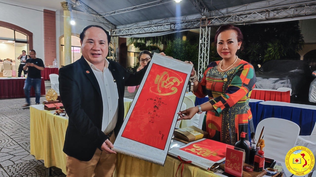 h16